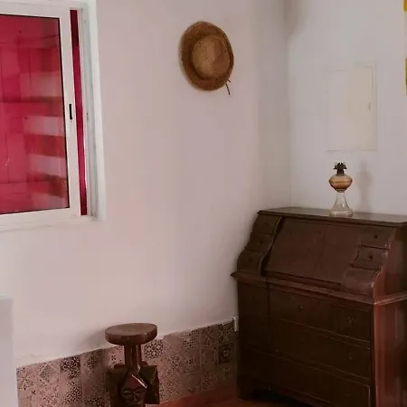 Holiday home Farm A Do Alho, Herdade Do Funchal