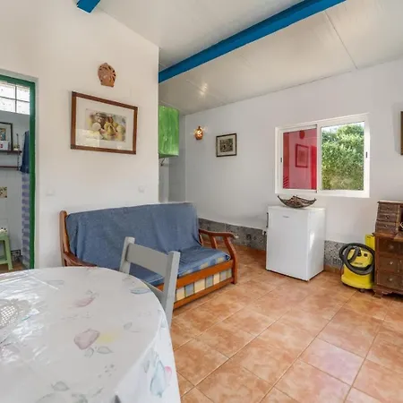Сasa de vacaciones Farm A Do Alho, Herdade Do Funchal *